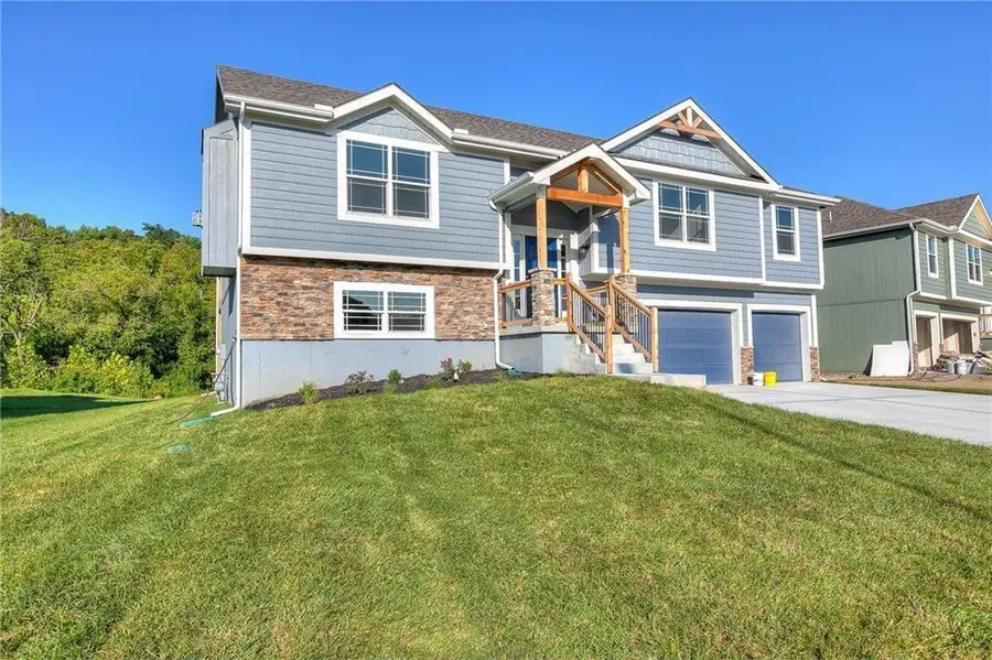 527 Skyview Lane, Liberty, MO 64068 - #2