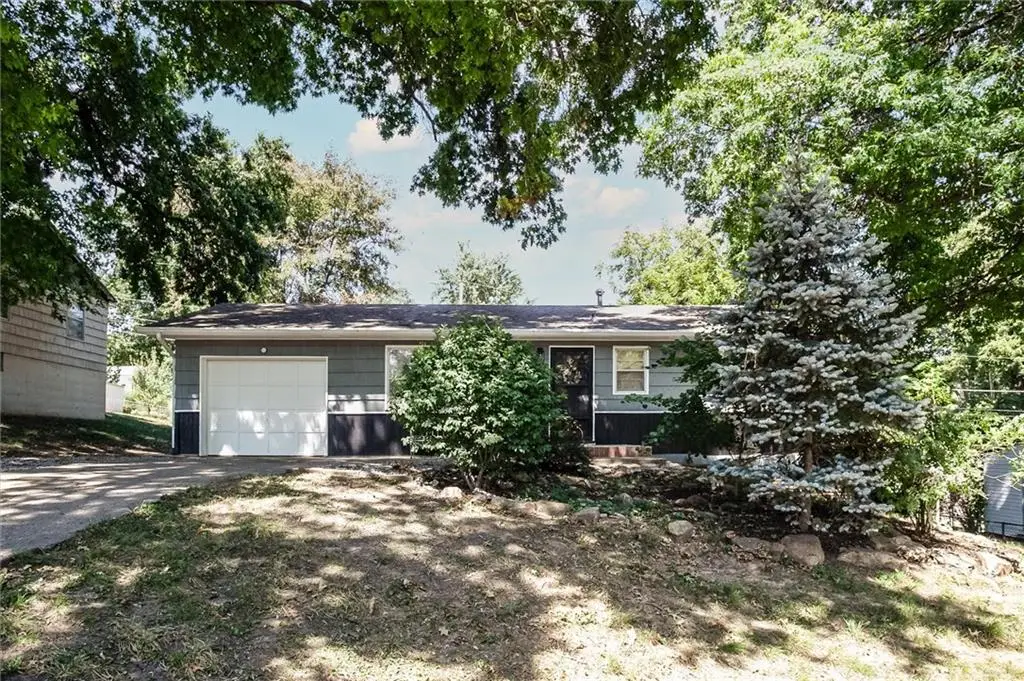 6518 Rowland Avenue, Kansas City, KS 66104 - #1