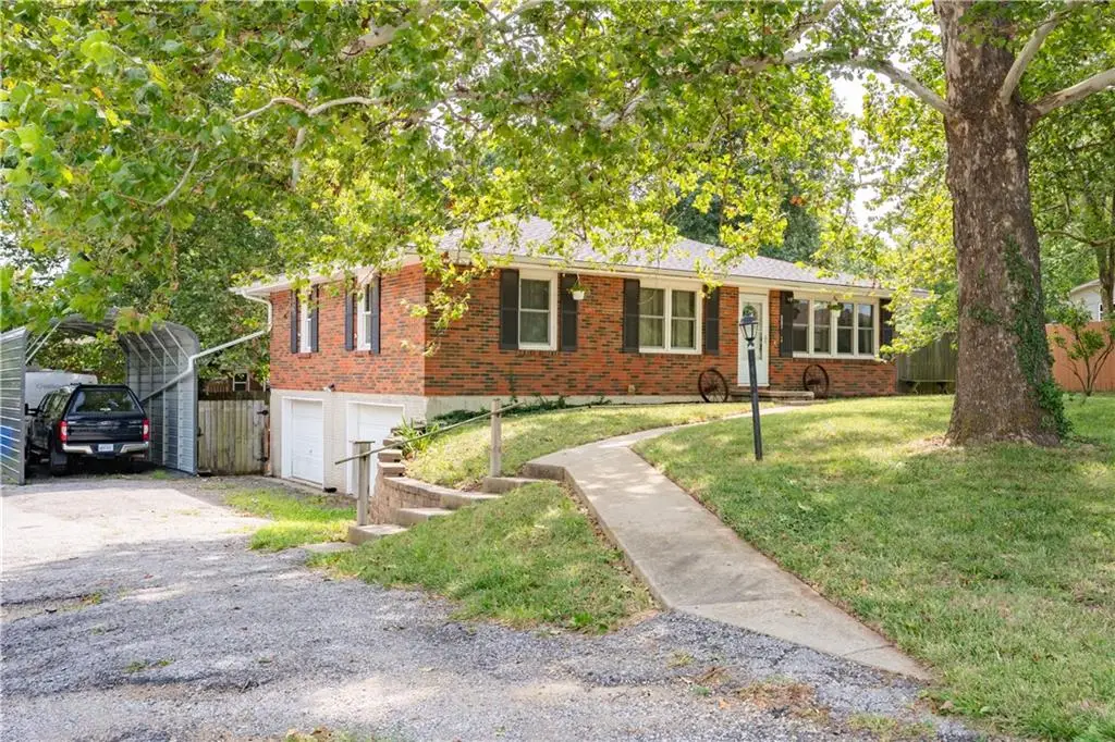 903 West Street, Tonganoxie, KS 66086 - #1