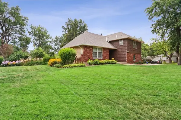 12801 Bristol Avenue, Grandview, MO 64030