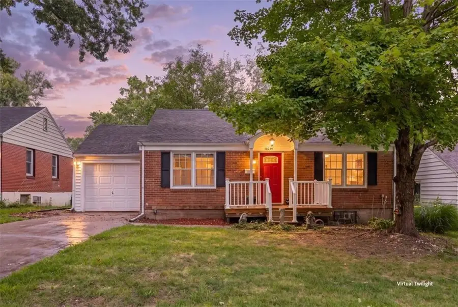 114 W Pocahontas Lane, Kansas City, MO 64114 - #2