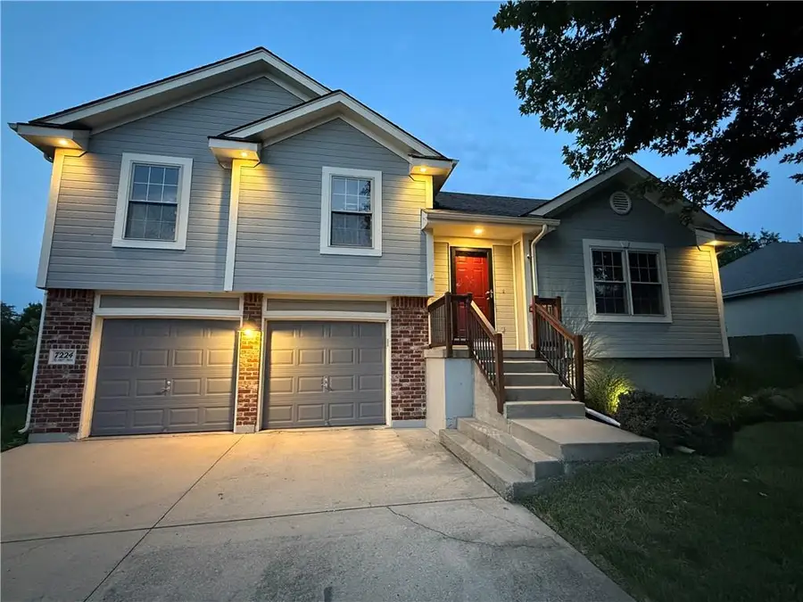 7224 E 163rd Terrace, Belton, MO 64012 - #2