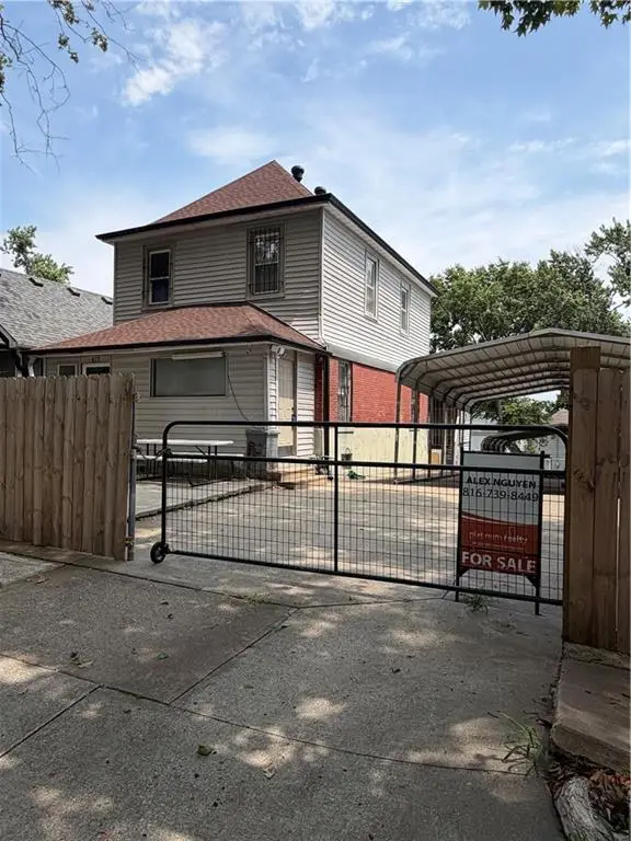 617 Cypress Avenue, Kansas City, MO 64124 - #2