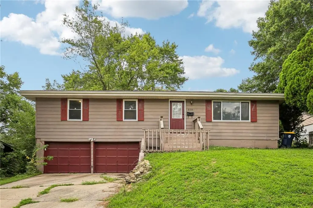 5104 N Smalley Avenue, Kansas City, MO 64119 - #1