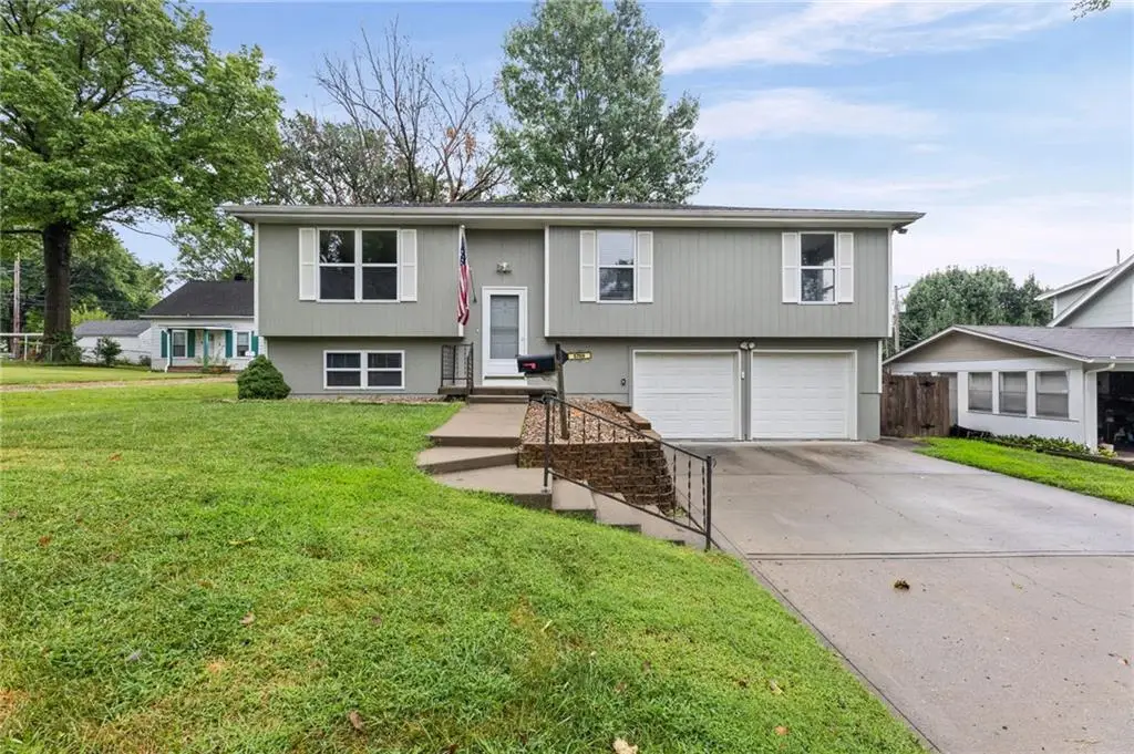 5709 Outlook Street, Mission, KS 66202 - #1