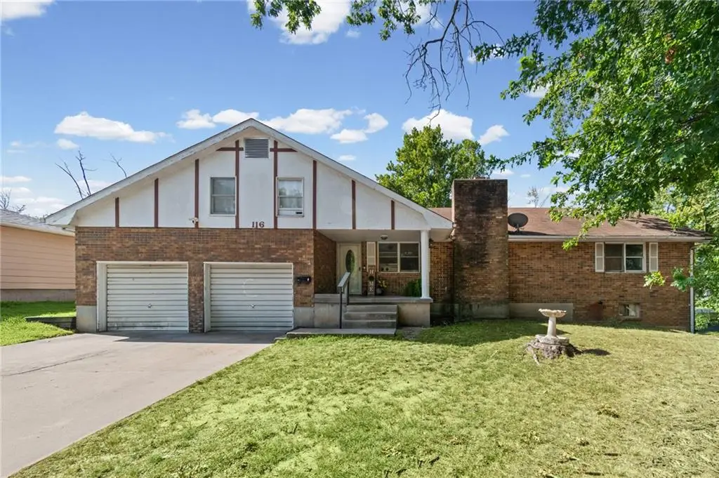 116 W Marshall Street, El Dorado Springs, MO 64744 - #1