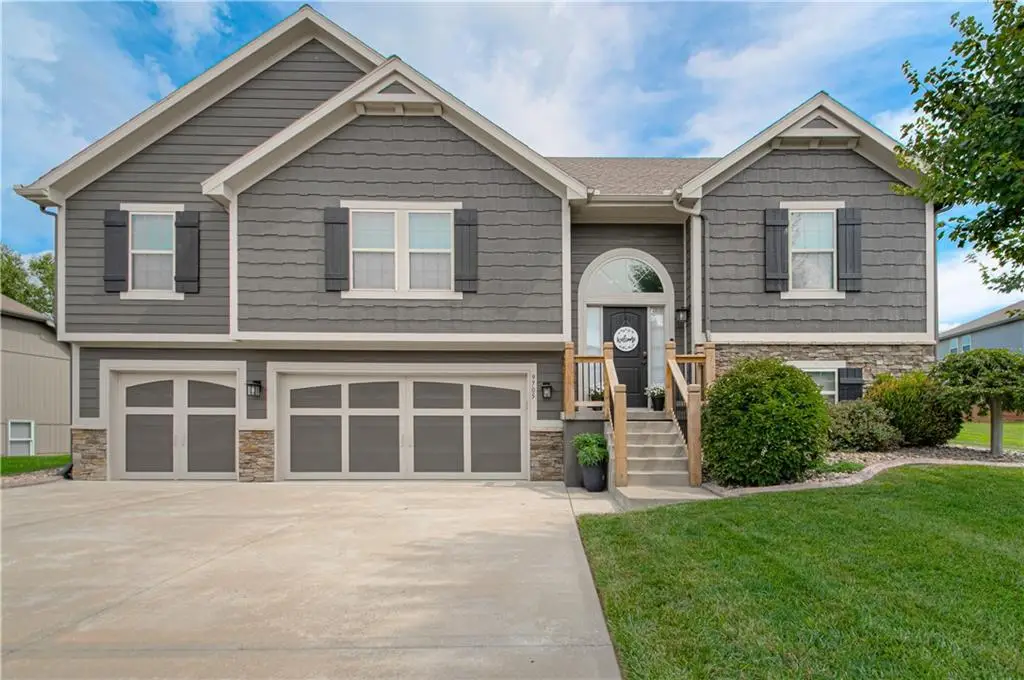 9705 N Windsor Avenue, Kansas City, MO 64157 - #1