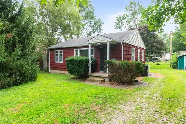 517 E Angus Street, Independence, MO 64055