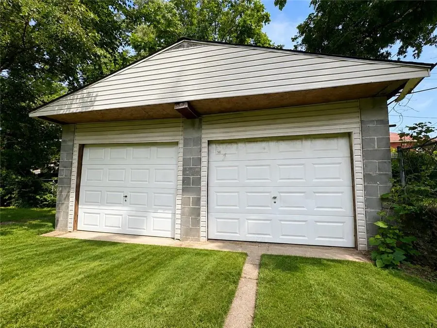 2531 Olive Street, Kansas City, MO 64127 - #3
