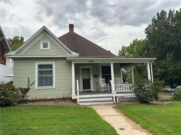 1601 Bloom Street, Lexington, MO 64067