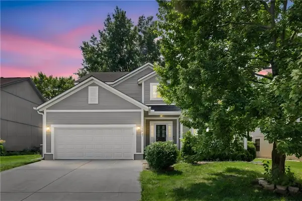 15347 W 149th Terrace, Olathe, KS 66062
