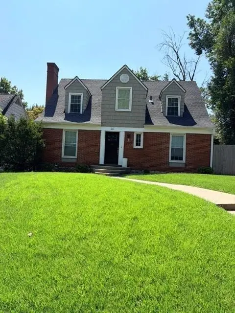 601 E 69 Street, Kansas City, MO 64131
