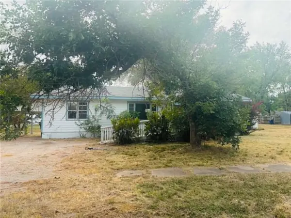 310 N 4th Avenue, Columbus, KS 66725