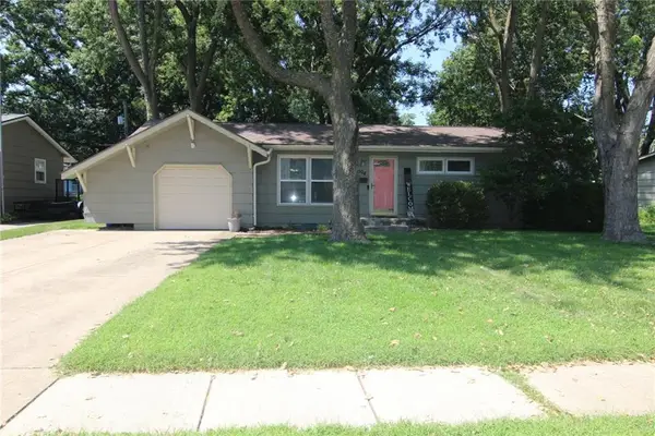 7104 Melrose Lane, Shawnee, KS 66203