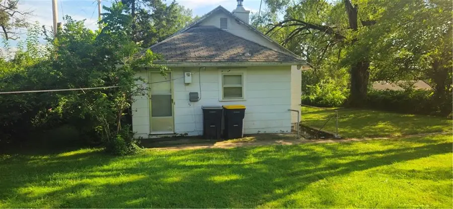 3026 NE 37th Terrace, Kansas City, MO 64117 - #2