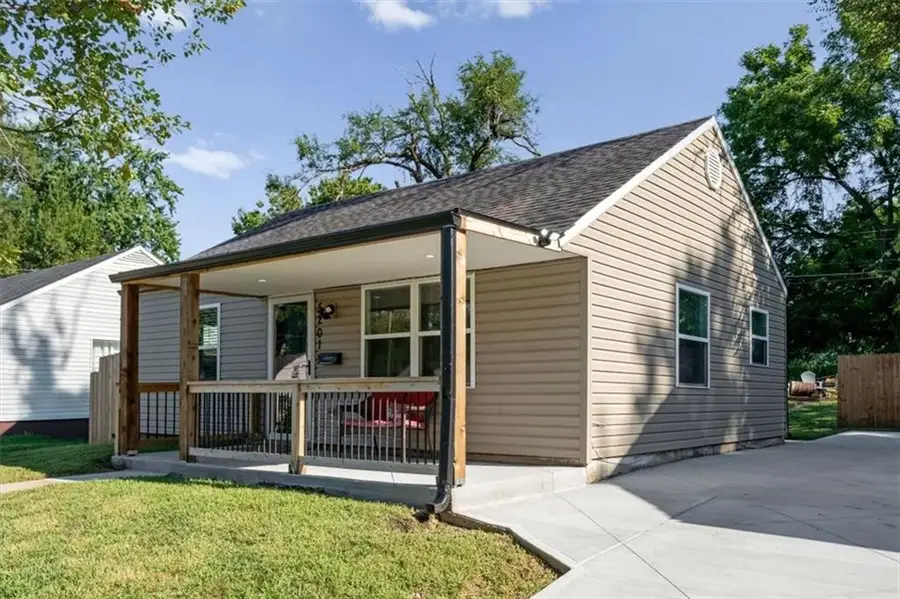 5201 Locust Avenue, Kansas City, KS 66106 - #3