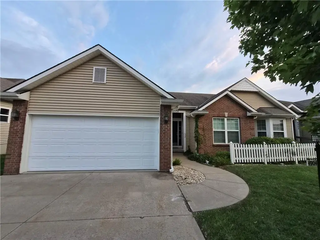4904 Kelsey Court, Saint Joseph, MO 64506 - #1