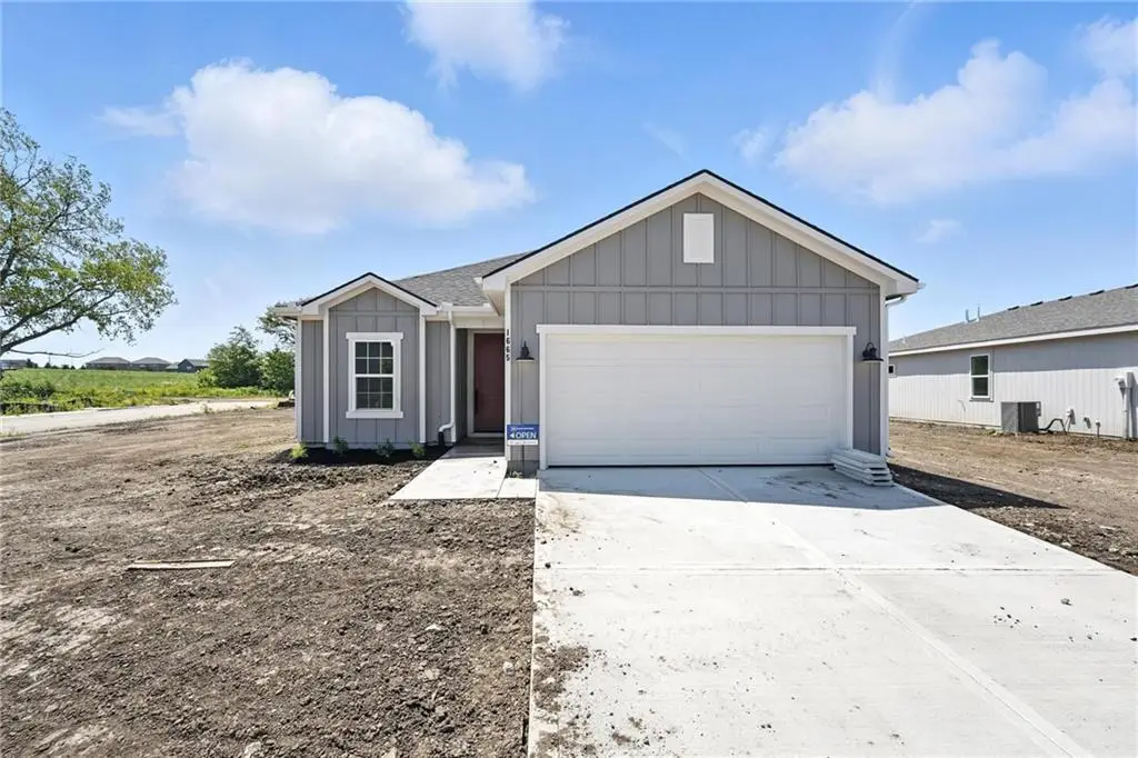 20635 Skyview Lane, Spring Hill, KS 66083 - #1