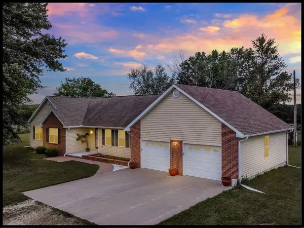 560 NE 115 Road, Knob Noster, MO 64093