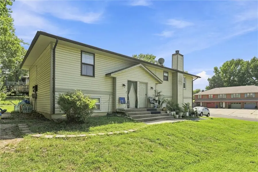 2801 Englewood Terrace, Independence, MO 64052 - #3