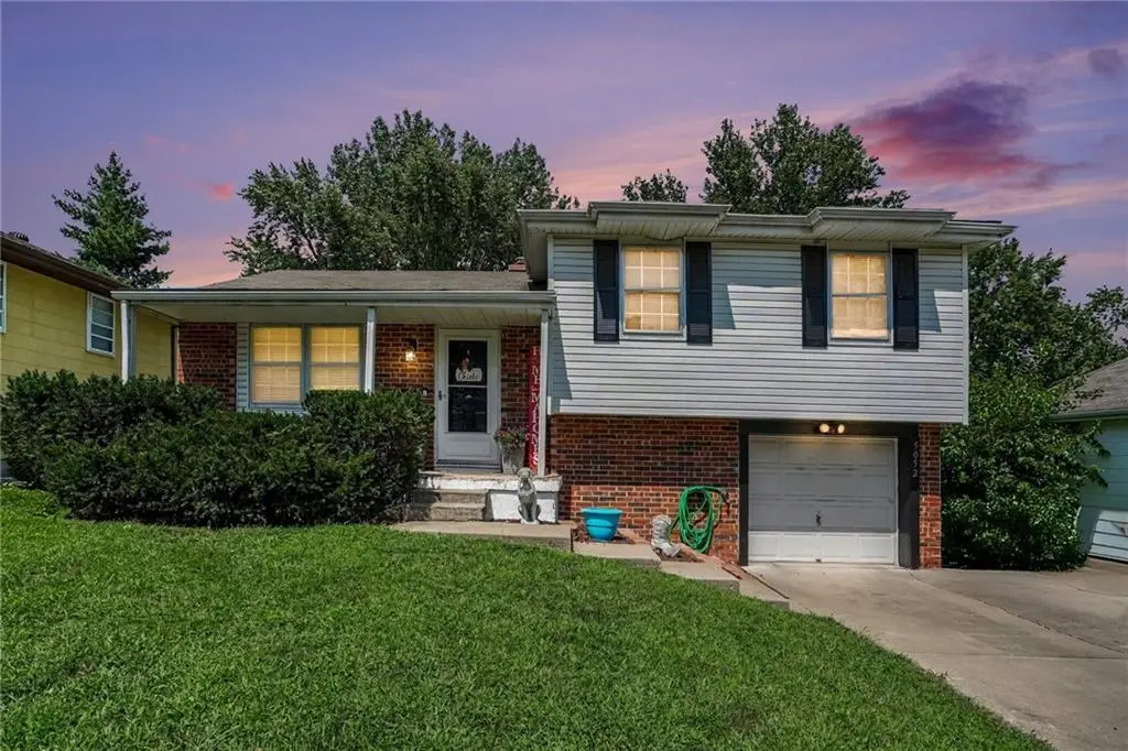 5052 NE 56th Place, Kansas City, MO 64119 - #1