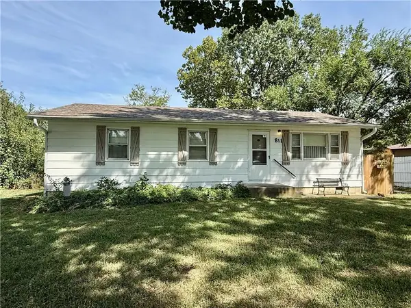 811 Jarboe Street, Burlington, KS 66839