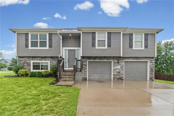 19304 Switchgrass Court, Smithville, MO 64089
