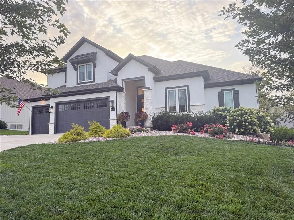 9280 Brownridge Street, Lenexa, KS 66220 - #1