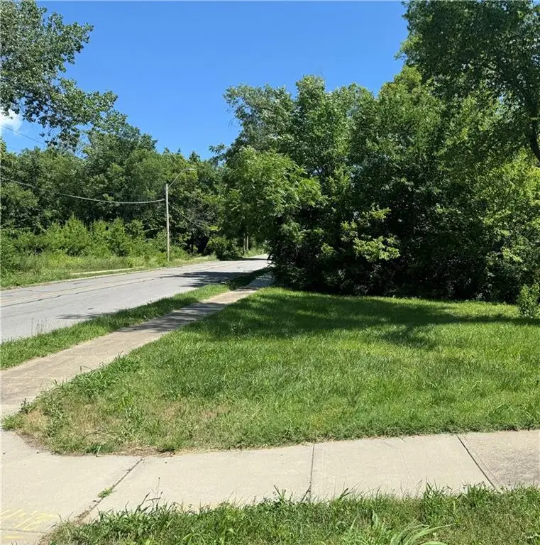 1800 E 24th Street, Kansas City, MO 64127 - #1
