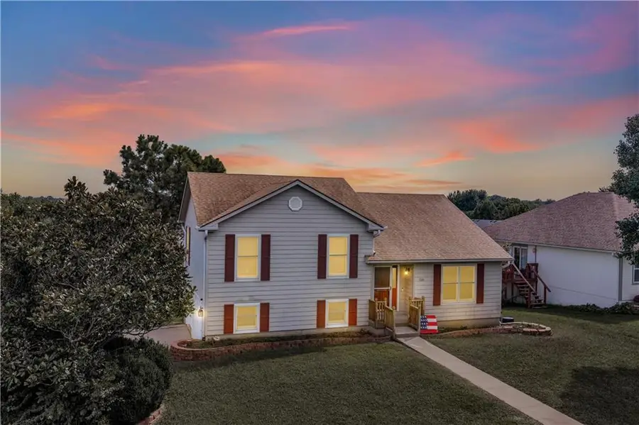 1720 Sunrise Drive, Warrensburg, MO 64093 - #3