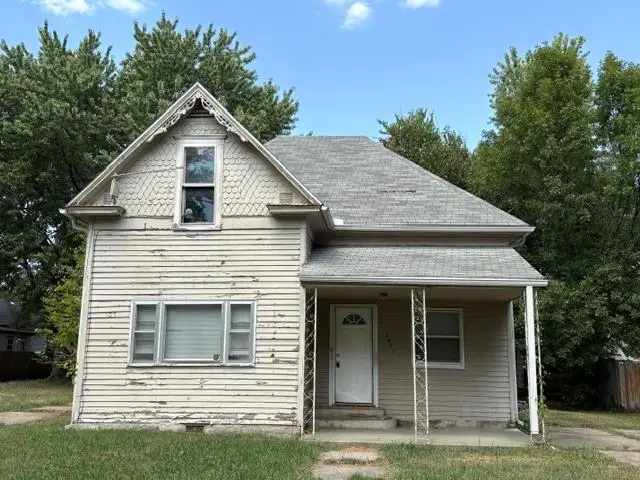 2423 Stevens Avenue, Parsons, KS 67357 - #1