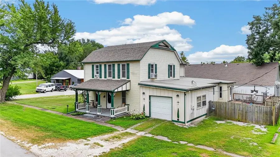 325 W Broadway Street, Peculiar, MO 64078 - #2