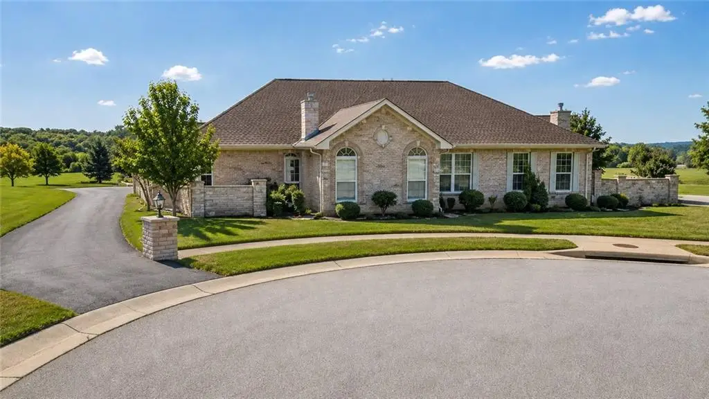 13959 Kenneth Court, Leawood, KS 66224 - #1