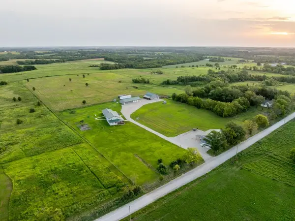 1009 SW 180 Road, Holden, MO 64040