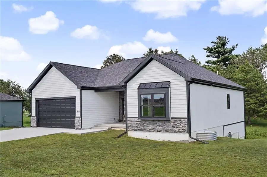 1613 S Ash Court, Ottawa, KS 66067 - #2