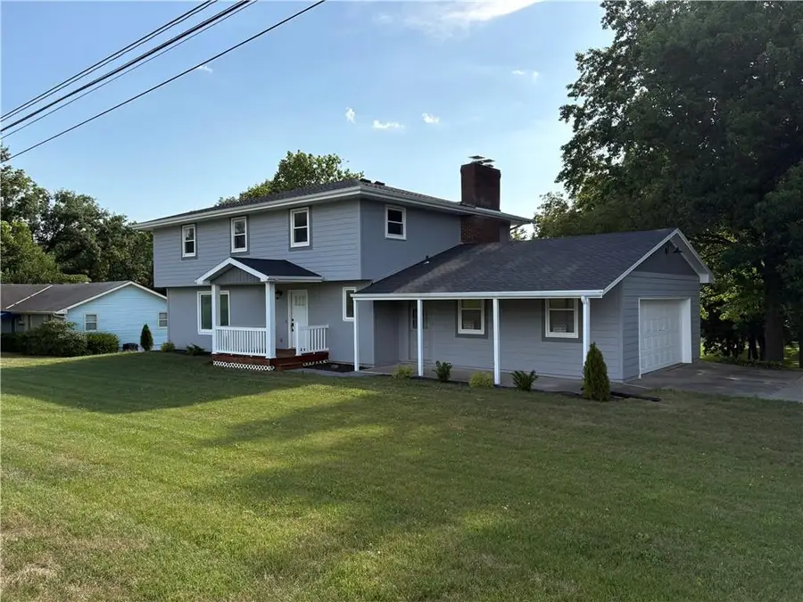 5602 S 40th Street, Saint Joseph, MO 64503 - #3