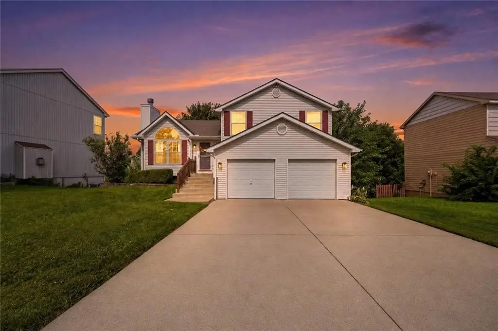 11108 N Ditman Avenue, Kansas City, MO 64157 - #1