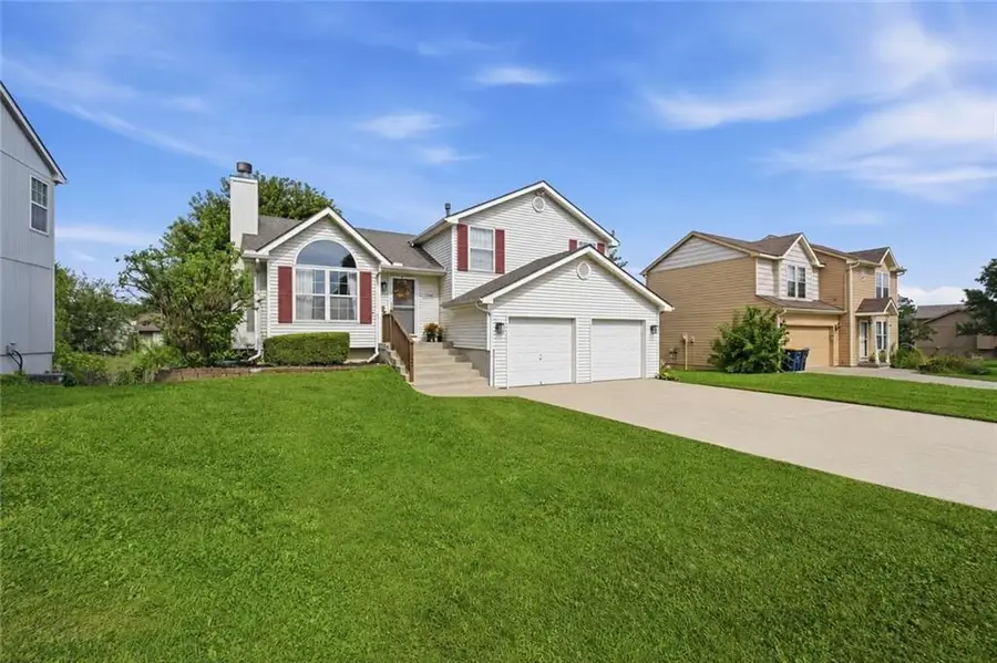 11108 N Ditman Avenue, Kansas City, MO 64157 - #2
