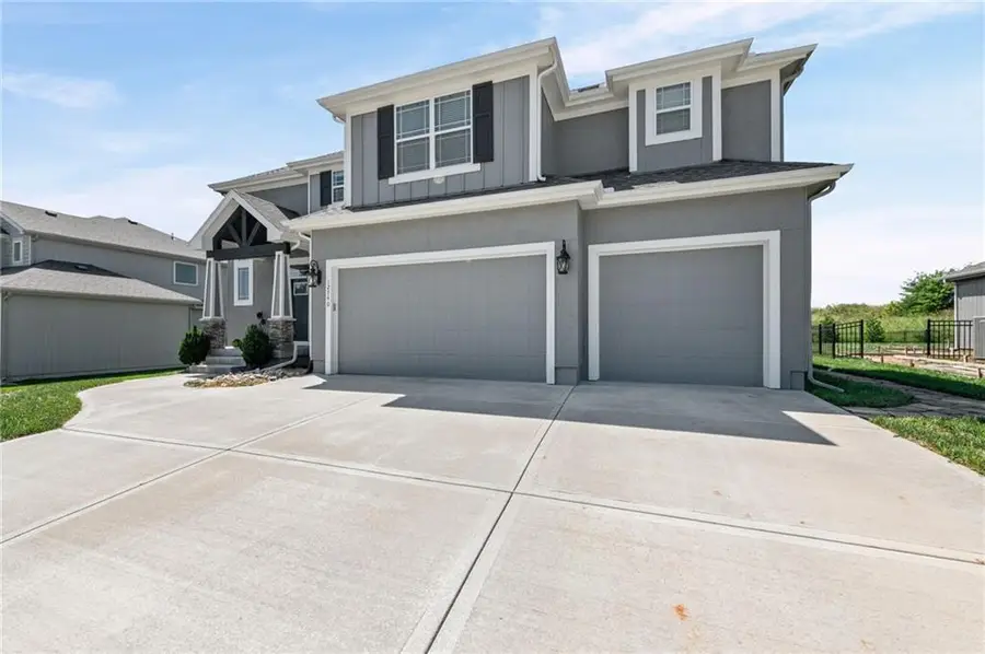12740 N Imperial Drive, Platte City, MO 64079 - #3