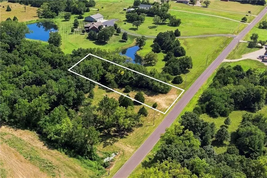 LOT 7 178th Street, Tonganoxie, KS 66086 - #2