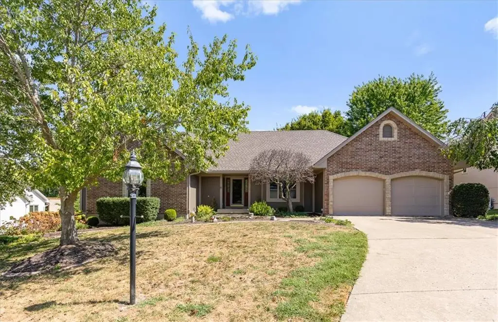 413 N Park Drive, Raymore, MO 64083 - #1