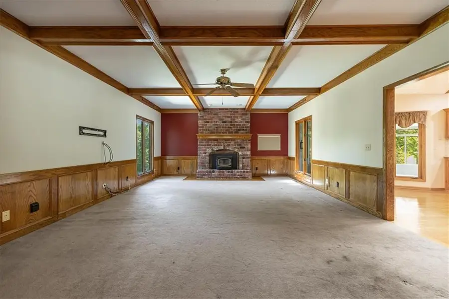 413 N Park Drive, Raymore, MO 64083 - #2