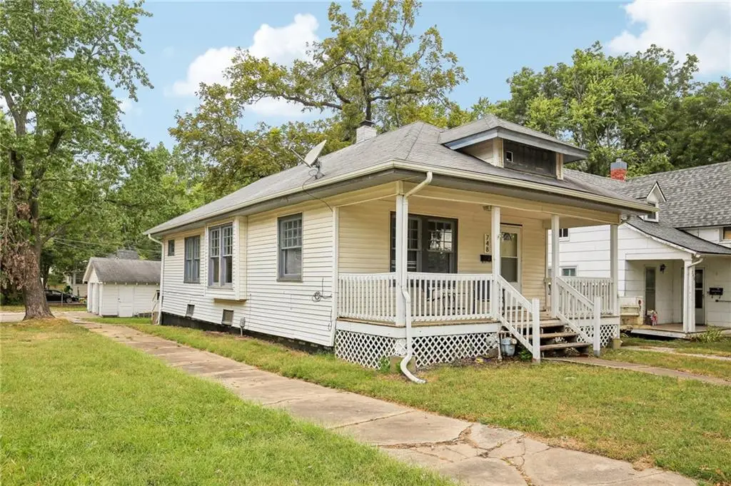 748 S Poplar Street, Ottawa, KS 66067 - #1