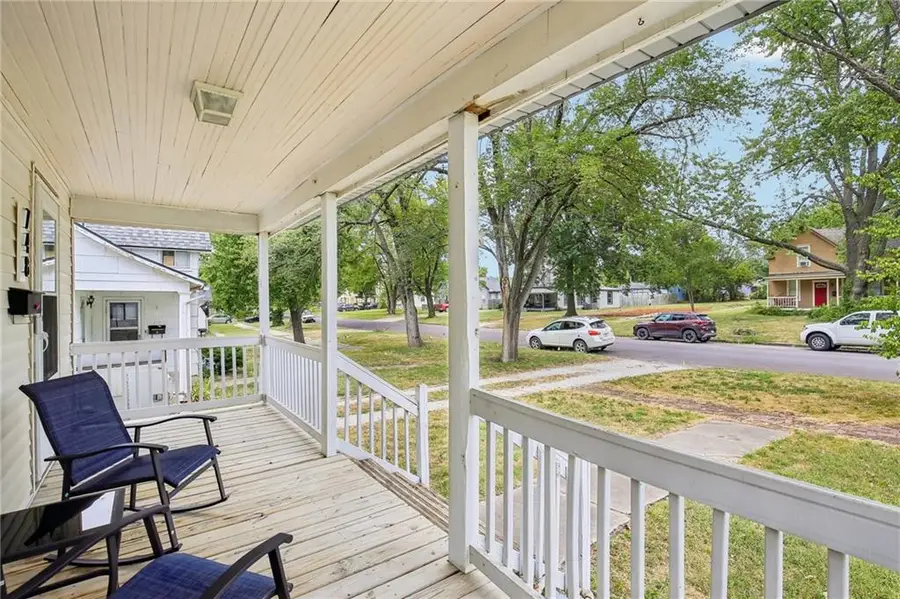 748 S Poplar Street, Ottawa, KS 66067 - #2