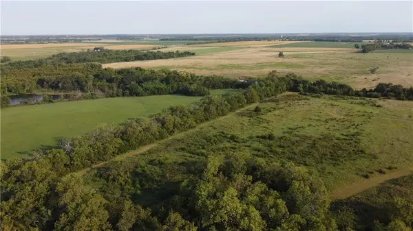 000 Texas Road, Moran, KS 66755