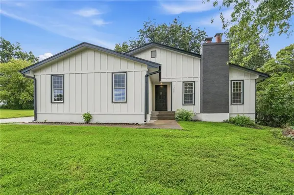 13201 Craig Avenue, Grandview, MO 64030