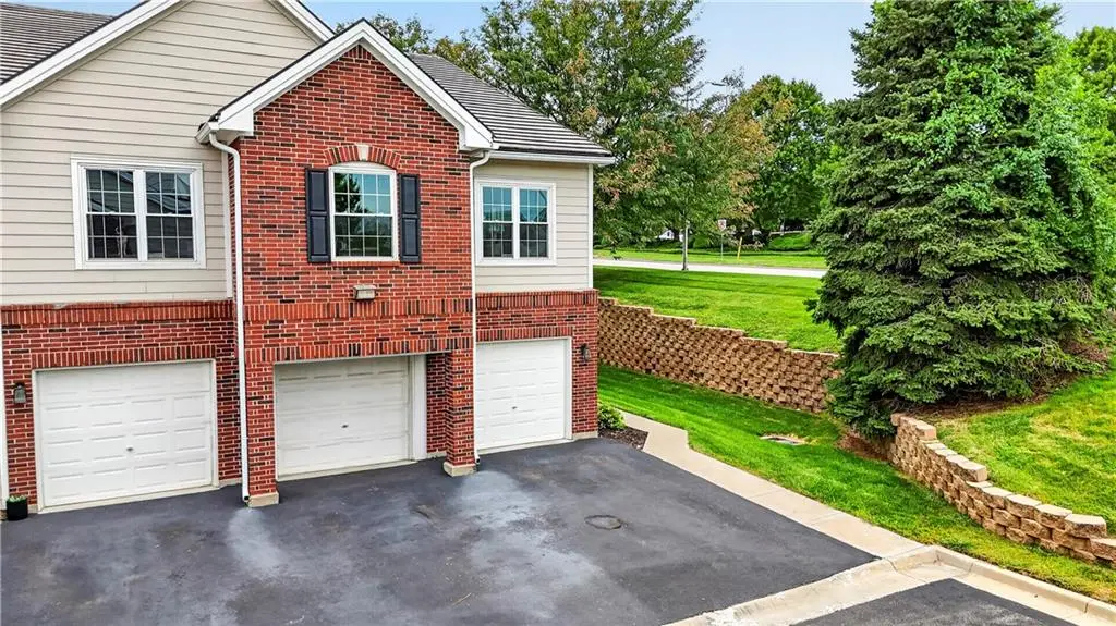 11610 Tomahawk Creek Parkway #K, Leawood, KS 66211 - #1