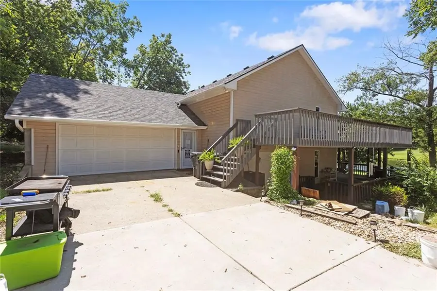 8010 Rock Creek Drive, Ozawkie, KS 66070 - #2