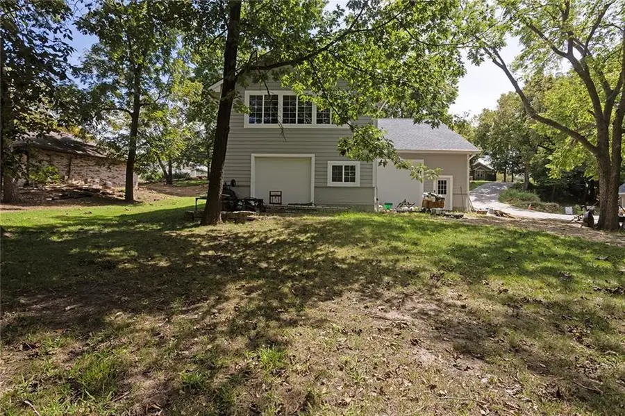 8010 Rock Creek Drive, Ozawkie, KS 66070 - #3