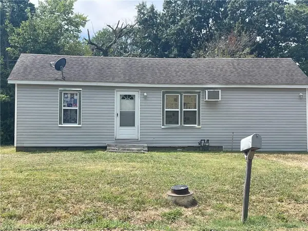 2714 Frisco Avenue, Parsons, KS 67357